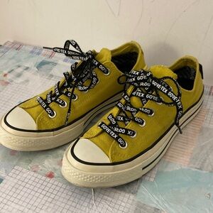 GORE-TEX Chuck Taylor Yellow unisex Low-Top Canvas Sneakers